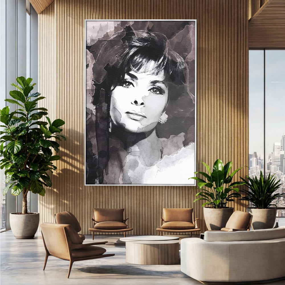 Tablou canvas cu tablou canvas cu portretul actritei sophia loren, in rama de aluminiu argintiu, pe perete intr-un birou